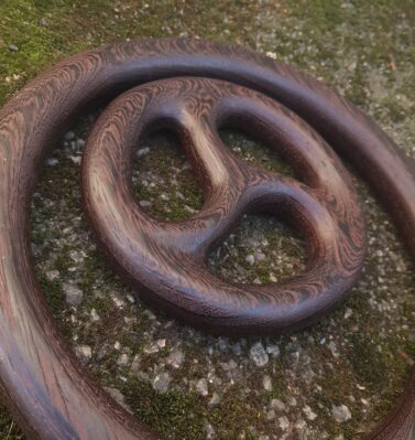 Double rings set with triskel small ring